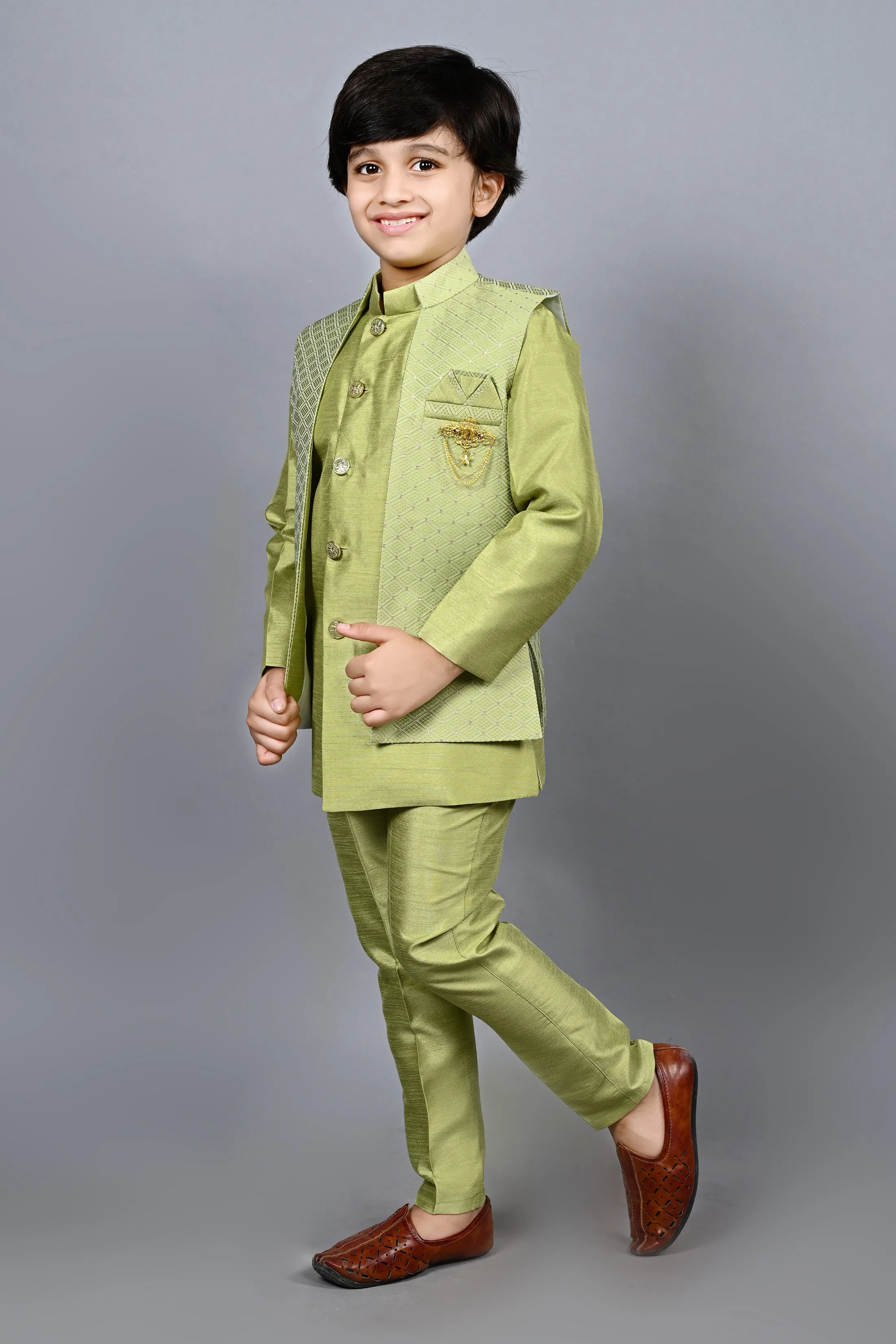 Ahhaaaa Kids Bollywood Style Print Indo-Western Sherwani Set For Boys