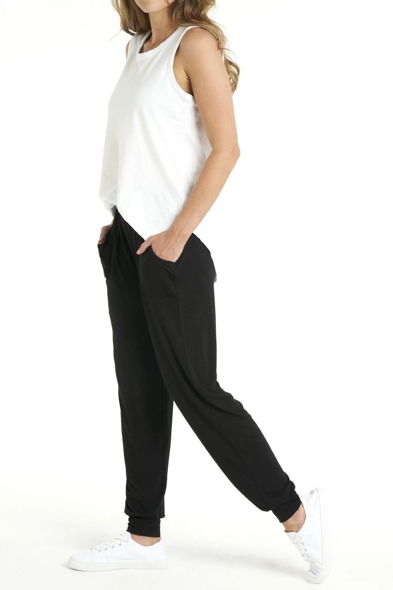 Betty Basics Paris Harem Pant in Black