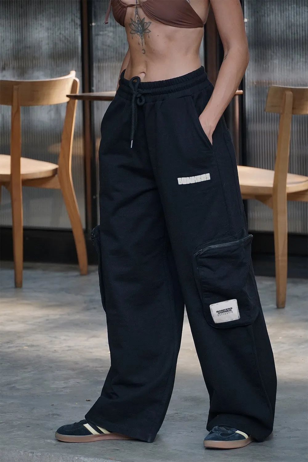 Black Heavyweight Cargo Pants With Pockets