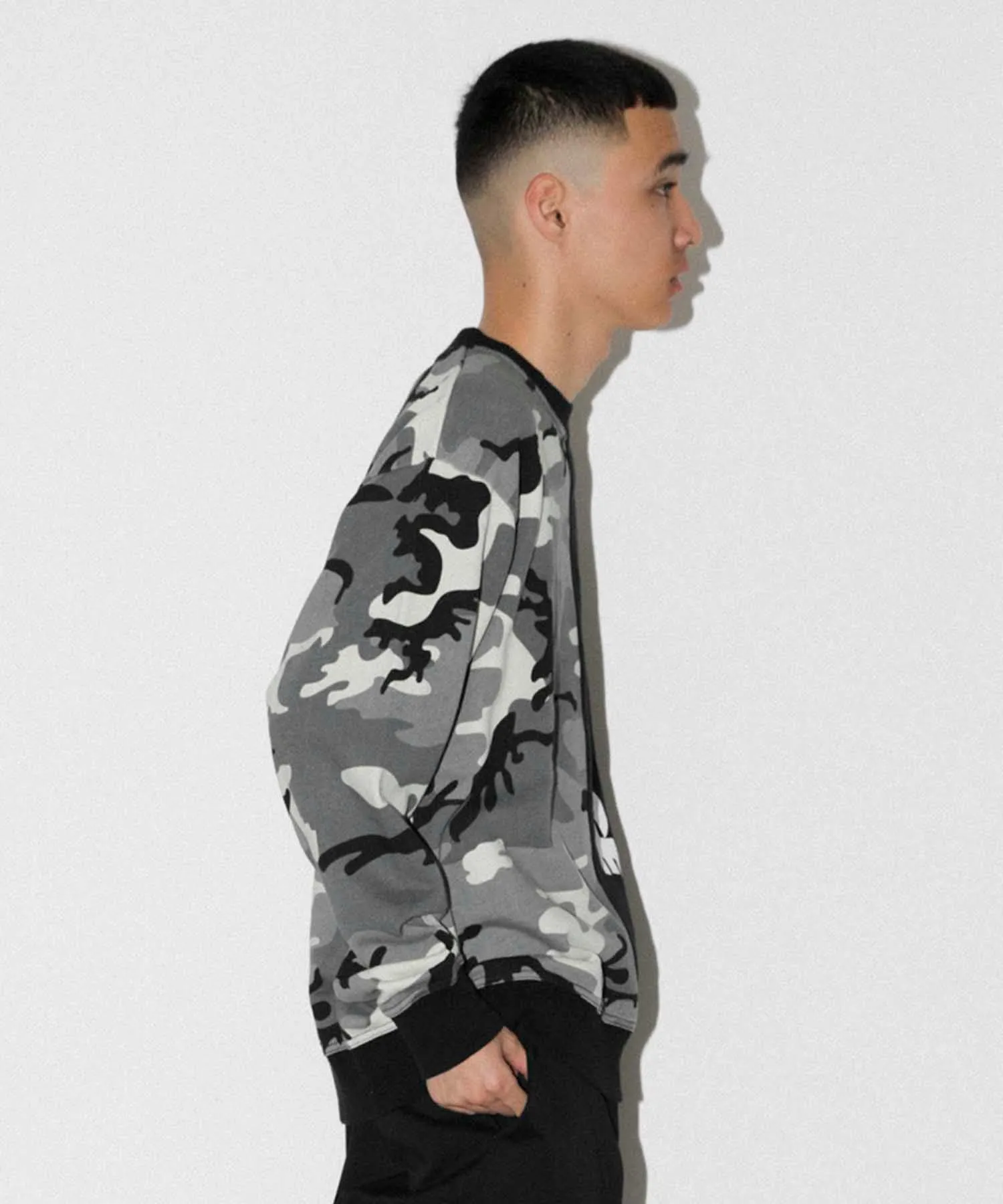 CAMO CREWNECK SWEAT