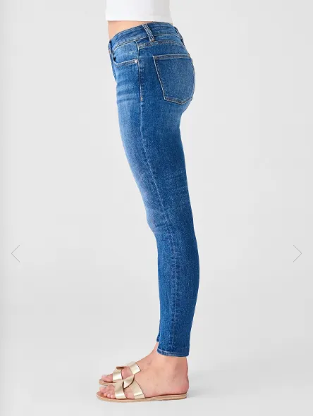 DL1961 | Emma Low Rise Skinny Jean | Marcos