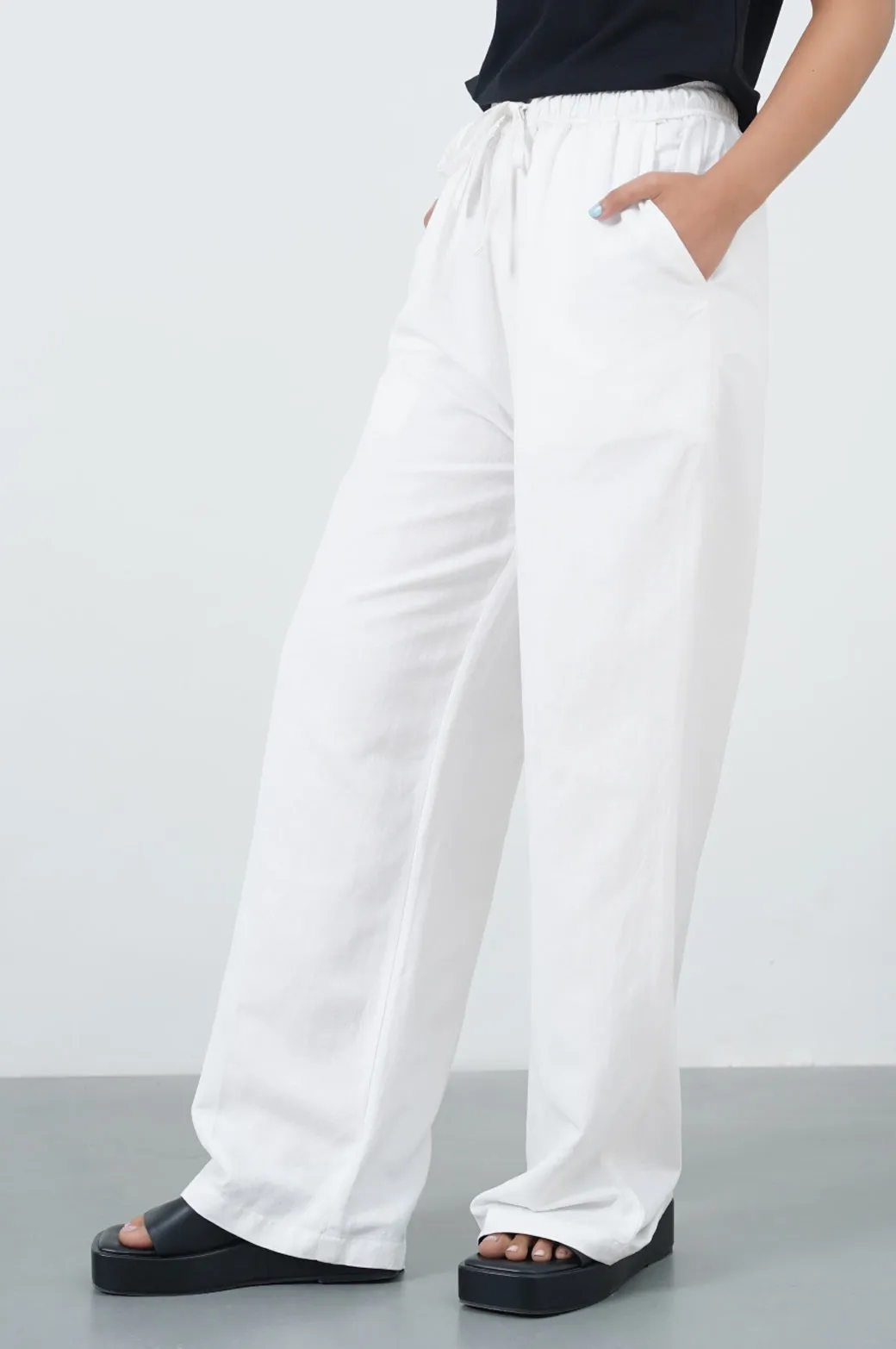 DRAWSTRING WIDE LEG PANTS