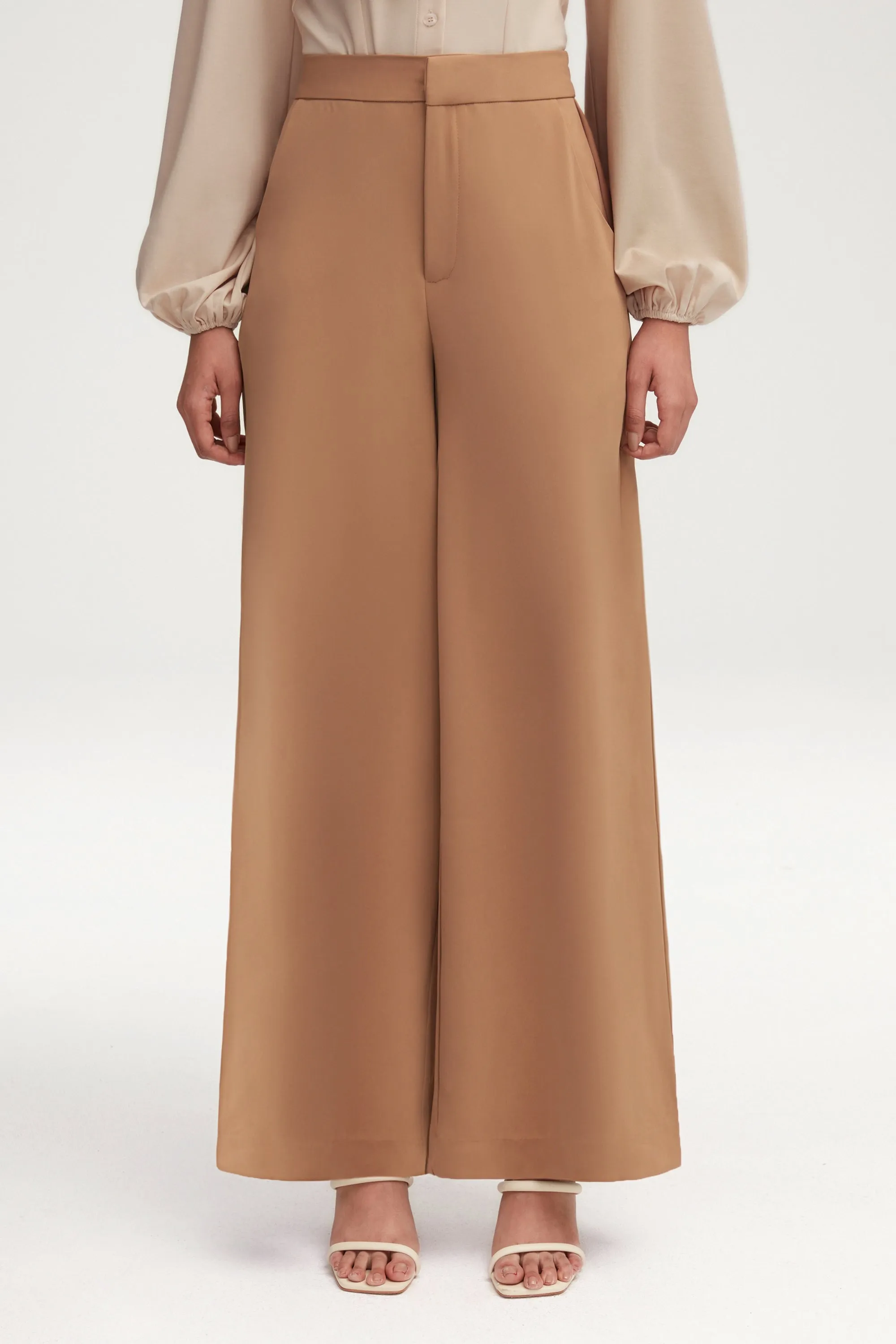 Essential Ultra Wide Leg Pants - Caffe