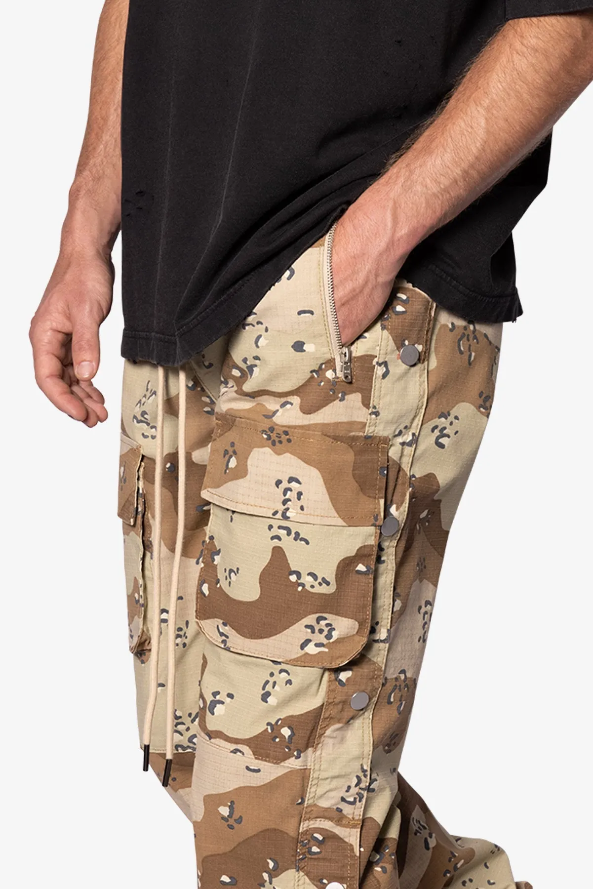 Snap Front Cargo Pants - Desert Camo